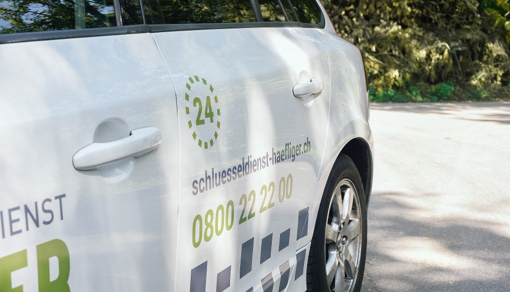 Schlüsseldienst Kilchberg Einsatzfahrzeug